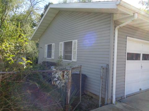 211 Alexander Dr, Rantoul, IL 61866 photo 3