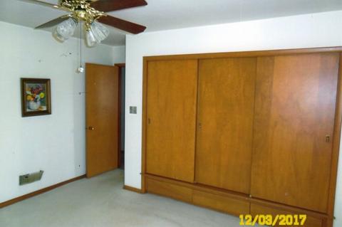412 E Bevan Dr, Joliet, IL 60435 photo 12