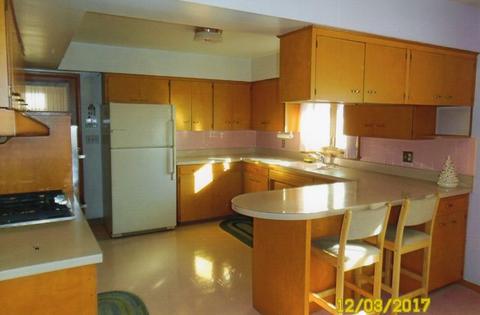412 E Bevan Dr, Joliet, IL 60435 photo 9