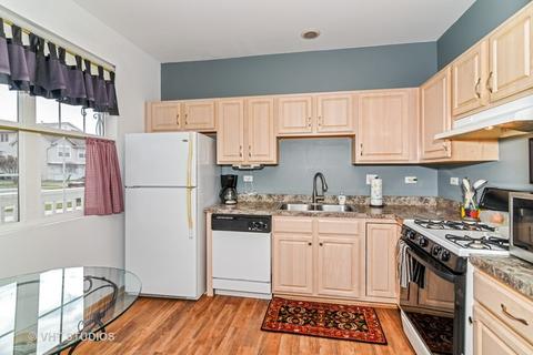 1402 Fox Hound Trl, Beecher, IL 60401 photo 3