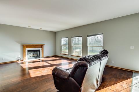 1847 Burton Dr, Bartlett, IL 60103 photo 21