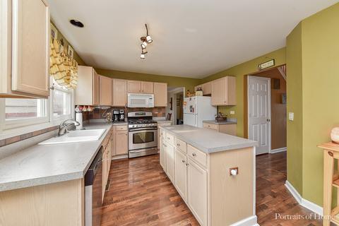 4920 Clover Ln, Plainfield, IL 60586 photo 7