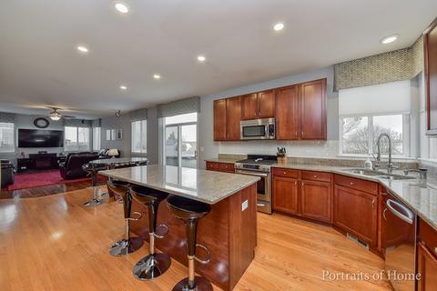 14739 Independence Dr, Plainfield, IL 60544 photo 7