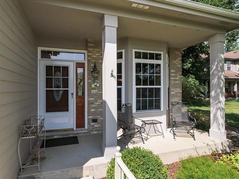 226 S Devon Ave, Bartlett, IL 60103 photo 2