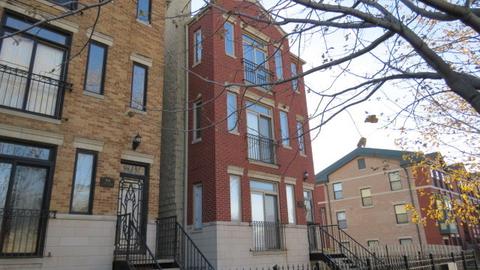 715 E 41st St #3, Chicago, IL 60653 photo 3