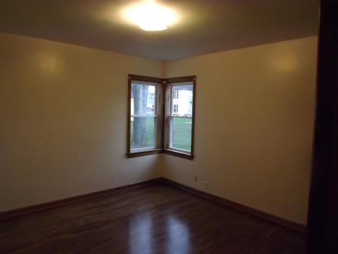 607 E Cherry St, Watseka, IL 60970 photo 14
