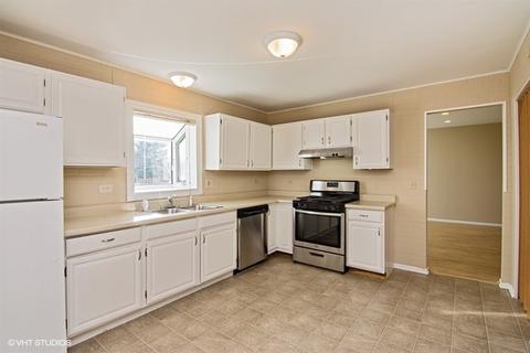 787 Kristy Ln, Wheeling, IL 60090 photo 10