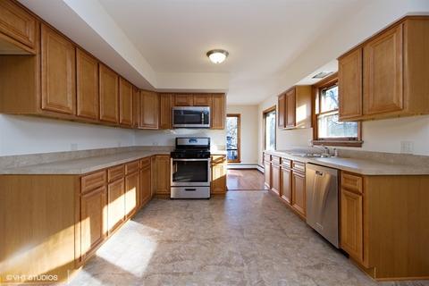 22743 Lahon Rd, Steger, IL 60475 photo 6