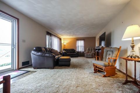 514 N Tower Rd, Freeport, IL 61032 photo 7