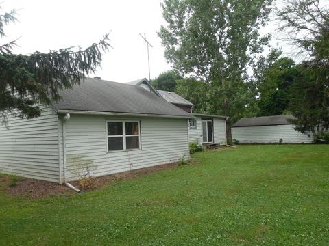 240 E 3rd St, Sheridan, IL 60551 photo 14
