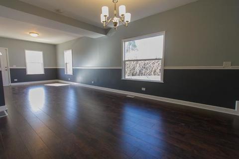 950 2nd Ave, Aurora, IL 60505 photo 3