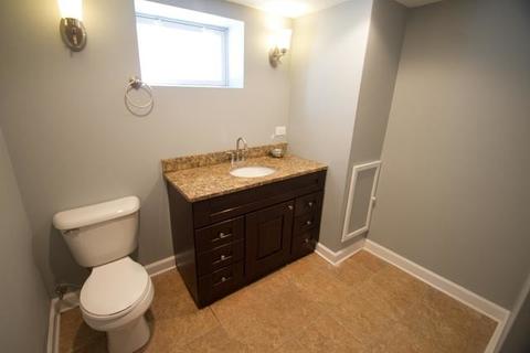 950 2nd Ave, Aurora, IL 60505 photo 19