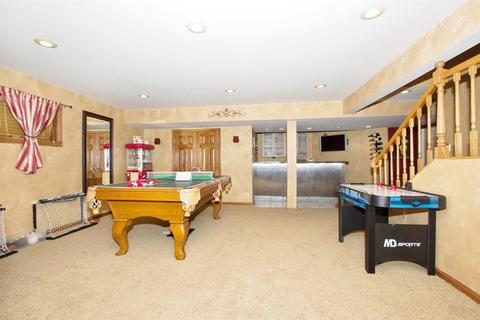 1482 Newcastle Ln, Bartlett, IL 60103 photo 20