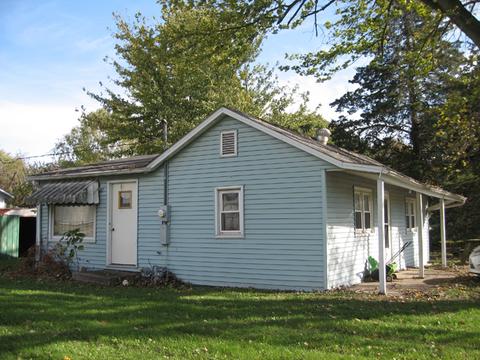 421 W 9th St, Mcnabb, IL 61335 photo 2
