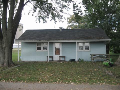 421 W 9th St, Mcnabb, IL 61335 photo 1