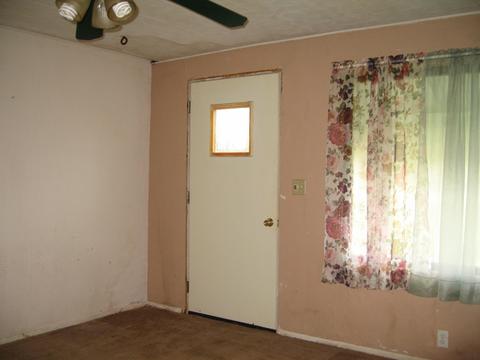 421 W 9th St, Mcnabb, IL 61335 photo 5