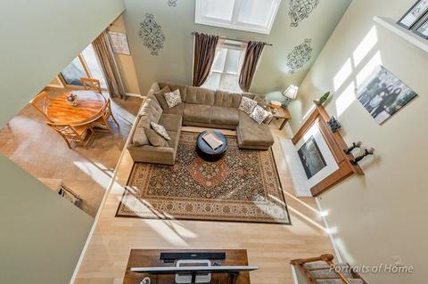 1110 Deep Woods Dr, Elgin, IL 60120 photo 10