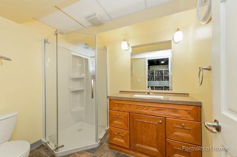 1110 Deep Woods Dr, Elgin, IL 60120 photo 22