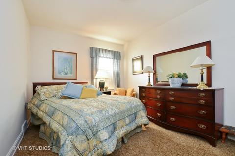 835 Glenview Rd, Glenview, IL 60025 photo 8