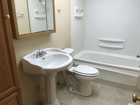 1119 S Curtis Ave #B18, Kankakee, IL 60901 photo 10