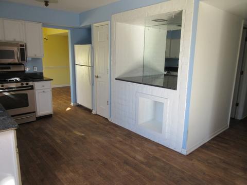 312 Oakbrook Ct, Bartlett, IL 60103 photo 5