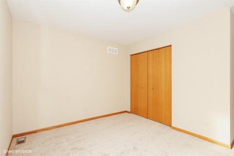 7414 Kenicott Ln, Plainfield, IL 60586 photo 19