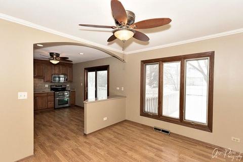 3820 Lexington Dr, Hoffman Estates, IL 60192 photo 7