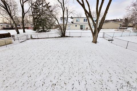 3820 Lexington Dr, Hoffman Estates, IL 60192 photo 21