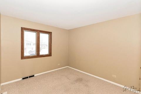 3820 Lexington Dr, Hoffman Estates, IL 60192 photo 12
