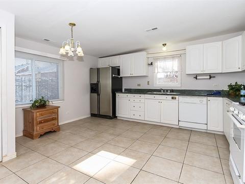 253 S Weston Ave, Elgin, IL 60123 photo 6