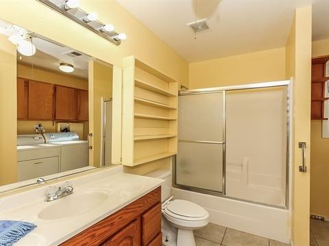 253 S Weston Ave, Elgin, IL 60123 photo 13