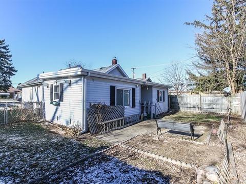 253 S Weston Ave, Elgin, IL 60123 photo 19