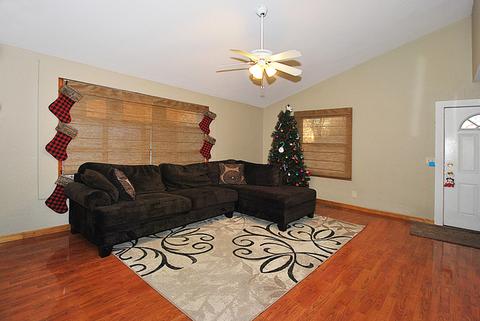 67 Paddock St, Montgomery, IL 60538 photo 5