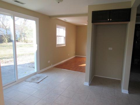 340 S Kingery Dr, Addison, IL 60101 photo 14