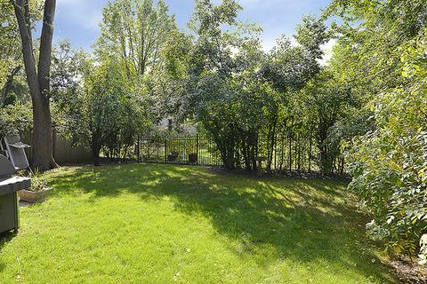 912 Indian Rd, Glenview, IL 60025 photo 25