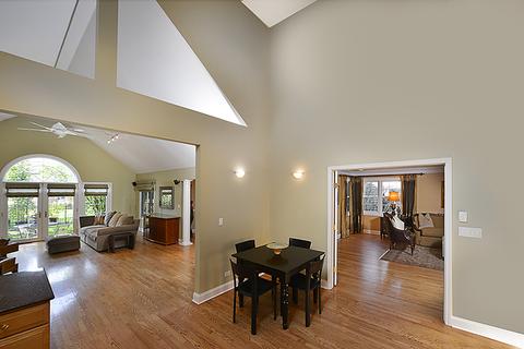 912 Indian Rd, Glenview, IL 60025 photo 13
