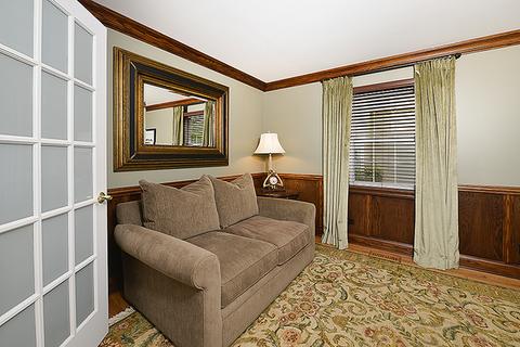 912 Indian Rd, Glenview, IL 60025 photo 15