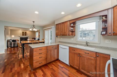 1814 Childs St, Wheaton, IL 60187 photo 10