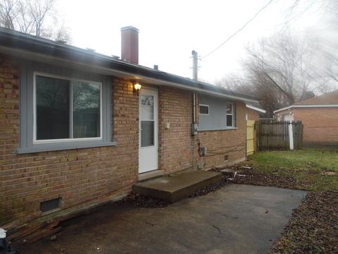 16042 Cambridge Ct, Markham, IL 60428 photo 4