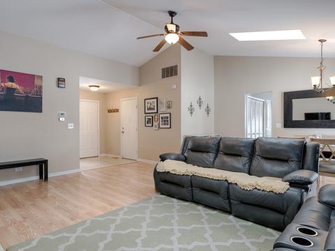 869 Fieldside Ln, Aurora, IL 60504 photo 3