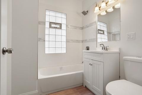 1014 N Lorel Ave, Chicago, IL 60651 photo 6