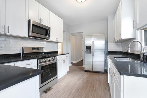 1014 N Lorel Ave, Chicago, IL 60651 photo 8