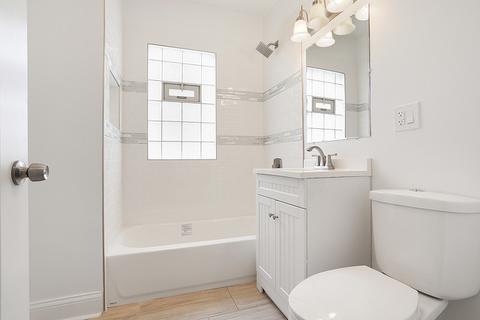 1014 N Lorel Ave, Chicago, IL 60651 photo 11