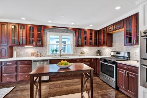 910 Hickory Ln, Naperville, IL 60540 photo 10