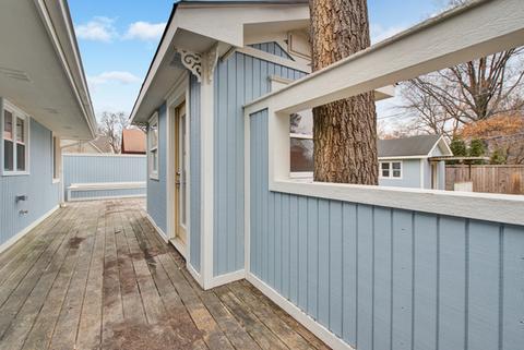 910 Hickory Ln, Naperville, IL 60540 photo 5
