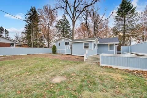 910 Hickory Ln, Naperville, IL 60540 photo 9