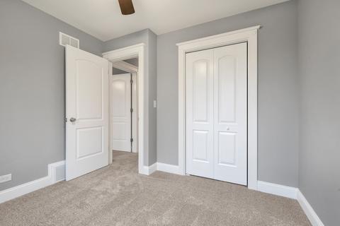 910 Hickory Ln, Naperville, IL 60540 photo 43