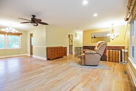 4474 Hoover St, Rolling Meadows, IL 60008 photo 3