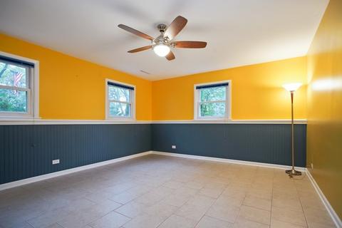 4474 Hoover St, Rolling Meadows, IL 60008 photo 8