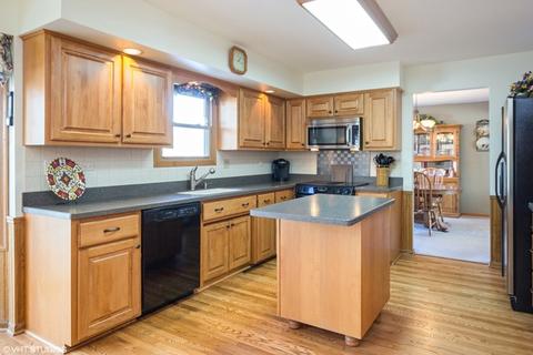 25226 W Willow Dr, Plainfield, IL 60544 photo 5